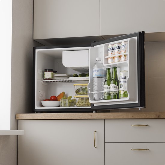 KitchenBrothers Mini-Kühlschrank – 43 l – Kleiner Kühlschrank – Minibar – Freistehend – Frigo – Kompakt – Schwarz