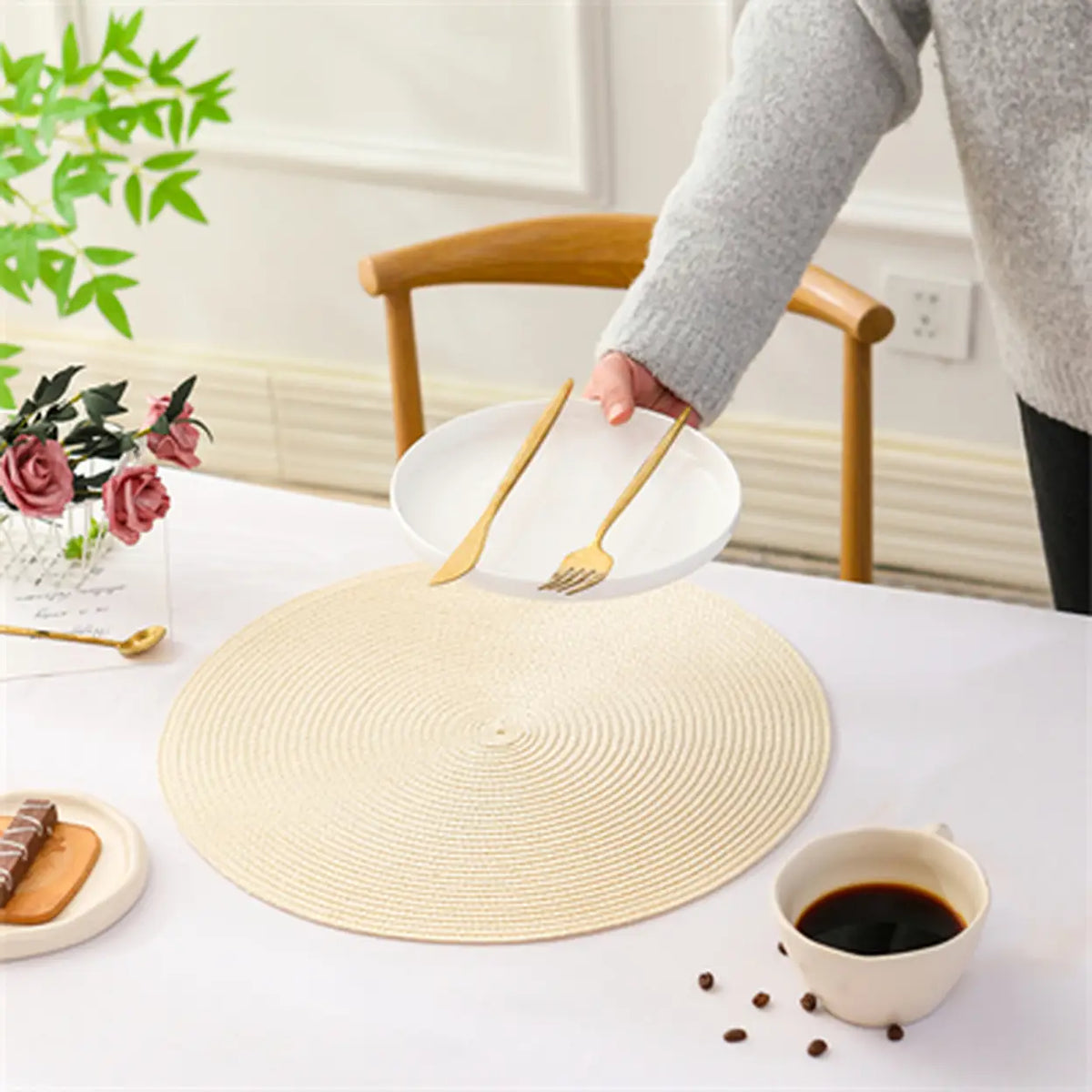Runde, geflochtene Tischsets – 6er-Set – waschbar – Ø 38,1 cm – beige