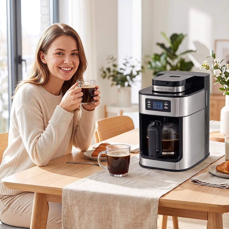 Northix Kaffeemaschine mit Mahlwerk – 8 Tassen – 1 l – Timer – Schwarz/Silber