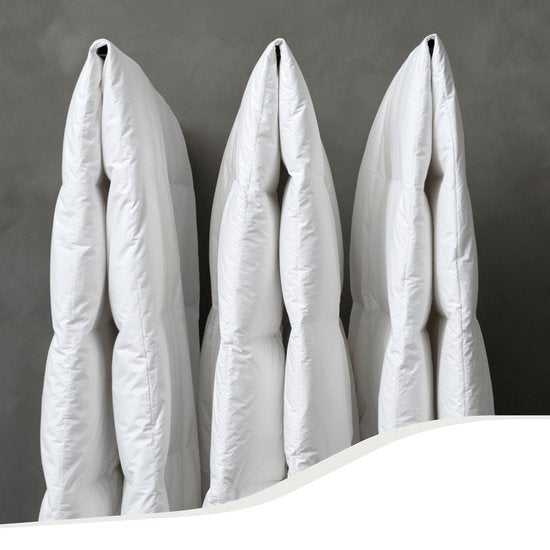 HOME by TEMPUR® Bettdecke - Daunendecke - 260 x 240 cm - Sommerbett - leichte Bettdecke - waschbar
