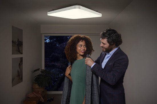LEDVANCE Wand- und Deckenleuchte LED: für Decke, ORBIS CLICK SENSOR / 6- W, 22-...24- V, Abstrahlwinkel: 12-, Warmweiß, 3- K, Gehäusematerial: Stahl, IP2-