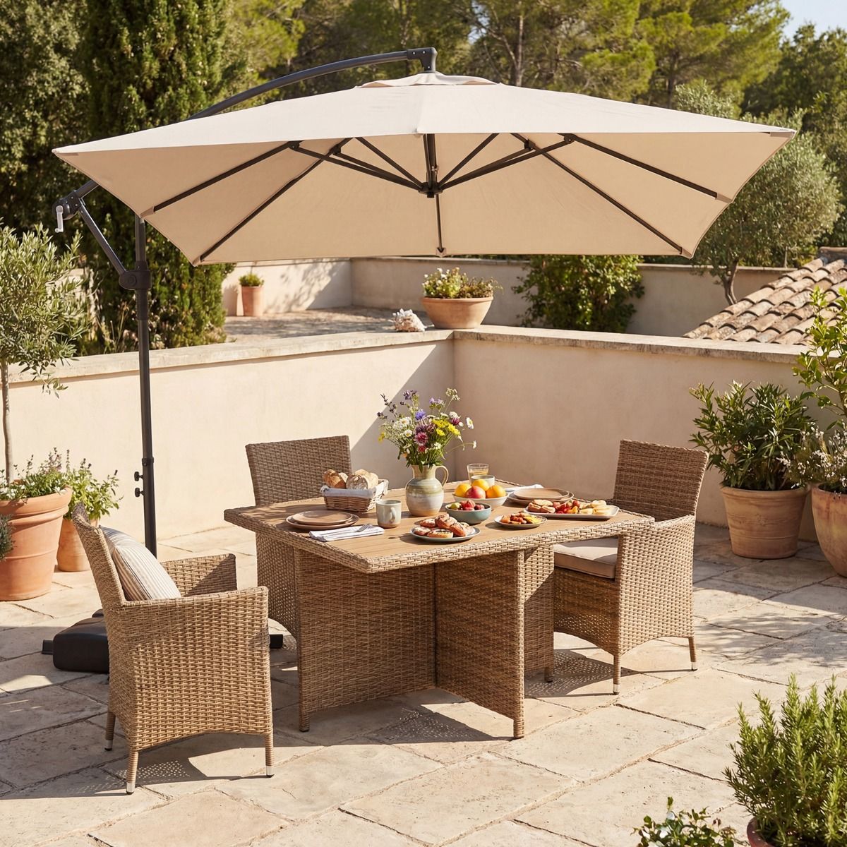 Coast quadratischer Hängesonnenschirm – um 360° drehbar – Pendelmechanismus – beige 250 x 250 cm