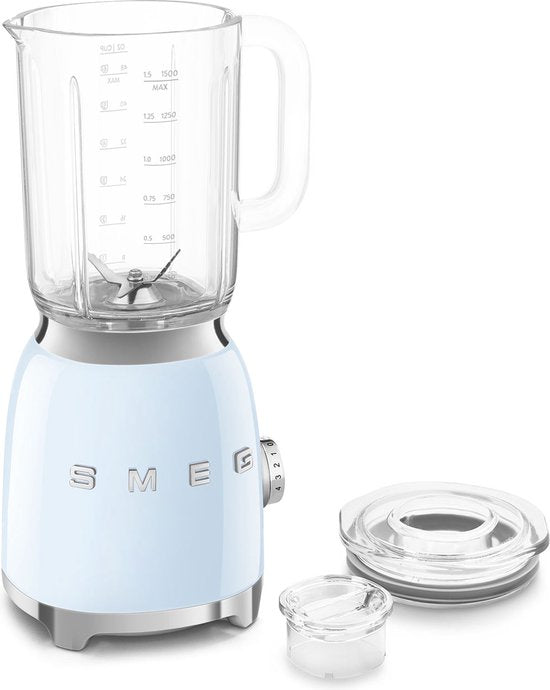 SMEG BLF03PBEU Mixer – Smoothie-Mixer – 800 W – 1,5 l Tritan™-Behälter – 4 Geschwindigkeitsstufen – Eiszerkleinerungs- und Smoothie-Funktion – im Stil der 50er Jahre – Pastellblau