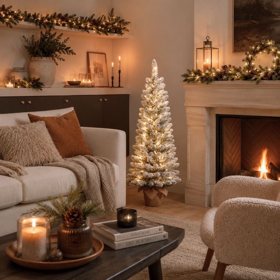 Black Box Trees Gerlos Kunstweihnachtsbaum mit Beleuchtung – Kunstbaum H 120 x T 51 cm – Kunstweihnachtsbaum mit verschneiten Zweigen – Weihnachtsdekoration für den Innenbereich – 166 Spitzen – Grün