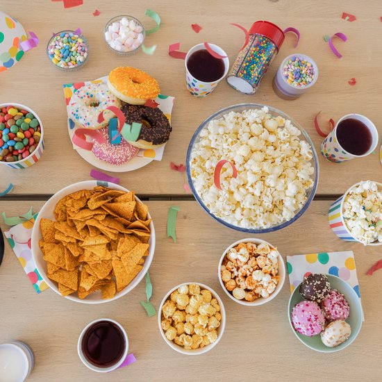 JAP Appliances Happy Pops - Retro-Popcornmaschine (2-3 Personen) - 1200W - Inklusive Mess- und Butterschmelzlöffel - Fertig in 3 Minuten - Ölfrei - Grün