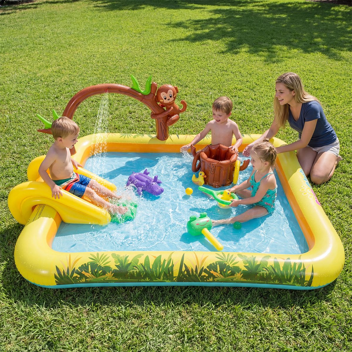 Coast Aufblasbares Spielzentrum „Dschungelabenteuer“ – Rutsche und Wassersprinkler – Für Kinder von 2 bis 6 Jahren – Mehrfarbig