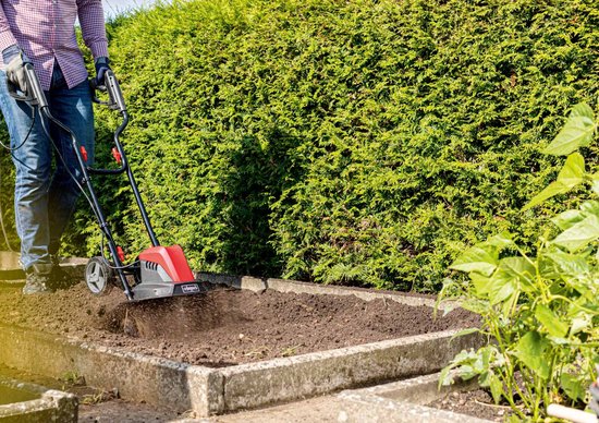 Scheppach Elektrische Gartenfräse MTE460 1500 W – Bodenfräse & Kultivator – 45 cm Arbeitsbreite – 22 cm Arbeitstiefe – 24 Messer für Gemüsegarten, Beete und Rasenflächen
