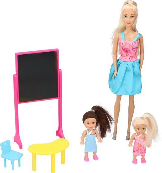 Eddy Toys Puppenset - Thema Schule - 1 große Puppe, 2 kleine Puppen - mit Tafel, Tisch und Stuhl - 29 CM