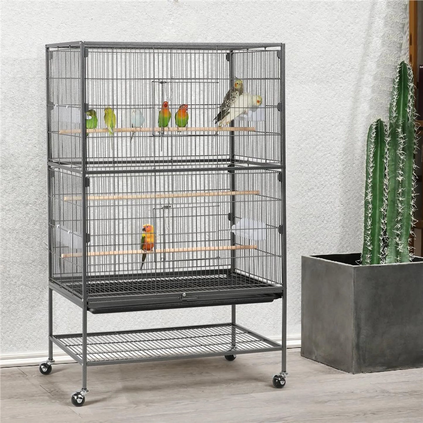Yaheetech Vogelkäfig XXL mit mobilem Sockel - ausgestattet mit gesicherter Tür und Ablagefläche und 3 Holzstangen - für Papageien und Kakadus - schwarzes Metall - 79 x 52 x 132 cm