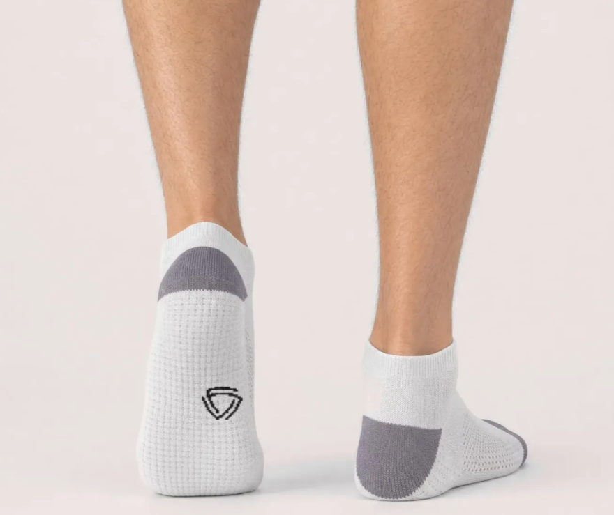 Fibershirts Socken – Weiß – Kurz – Rutschfest, geruchsneutral
