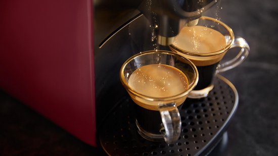 Philips L'OR Barista Sublime Kaffeemaschine LM9012/50 – Für Kapseln geeignet – Kaffeekapselmaschine mit 9 Espresso- und Barista-Kapseln – Schwarz und Rot