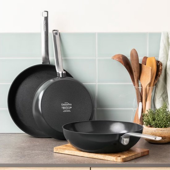 Greenpan Evolution Eco Bratpfanne - Mit keramischer Antihaftbeschichtung - PFAS-frei - 20 cm - Schwarz