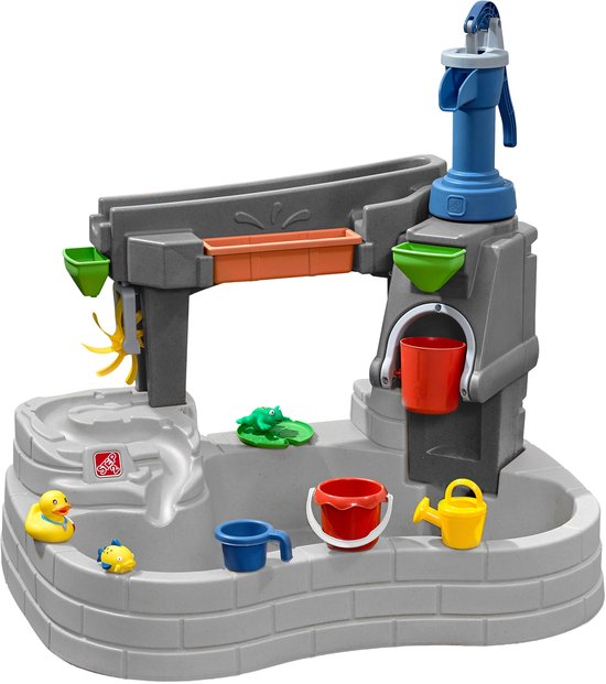 Step2 Pump & Splash Discovery Stone Pond Wassertisch – Mit Wasserpumpe, Eimer und 10 Zubehörteilen – Wasserspieltisch für Kleinkinder – Spielzeug für draußen ab 2 Jahren – Aktivitäts-Wassertisch für den Garten / den Außenbereich