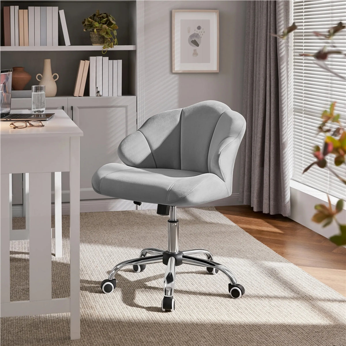 Yaheetech Bürostuhl Shell-Shaped - Features Swing-Funktion und höhenverstellbare Gaslift und gepolsterte Rückenlehne - für Home-Office und Schlafzimmer - Weiß Polyester und Metall - 60 x 60 x 76,5-86 cm