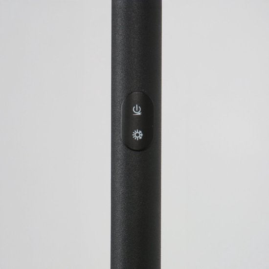 Stehlampe Daphne 2 4601ZW – schwarze Leselampe aus Metall mit verstellbarem Licht, Fernbedienung und einstellbarer Farbtemperatur – Steinhauer