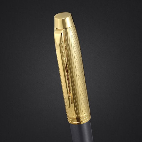Parker IM Parker Pioneers Collection Tintenroller | graue Lackierung mit goldener Kappe und Details | feine Spitze | schwarze Tinte | mit Geschenkbox