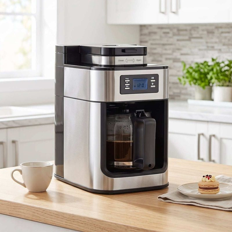 Northix Kaffeemaschine mit Mahlwerk – 8 Tassen – 1 l – Timer – Schwarz/Silber