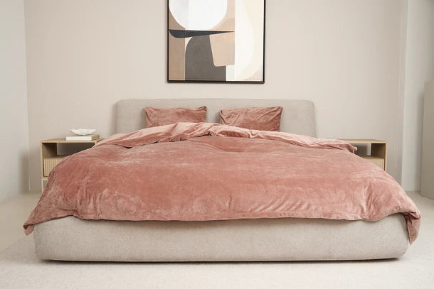 Sjumo - Seidig glatter Bettbezug - 260x220 cm - Blush Pink Baumwoll-Satin - Hochwertiger Glanz & Seidig weich - Anti-allergisch & Atmungsaktiv - Inklusive 2 gratis Kissenbezüge