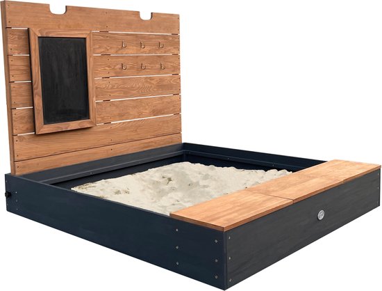 AXI Mandy XL Sandkasten 130 x 120 cm mit Stauraum und Deckel, anthrazit/braun – Mit Sitzbank und Kreidetafel – Inklusive Bodenplane – 10 Jahre Garantie!