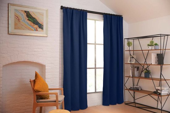 Larson – Luxuriöser, einfarbiger Verdunkelungsvorhang – mit Haken – 1,5 m x 2,5 m – Dunkelblau