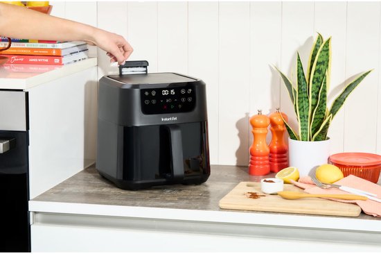 Instant Pot Vortex Plus 5 l Heißluftfritteuse – 4-in-1 – ClearCook-Sichtfenster – OdourErase-Geruchsfilter – EvenCrisp – spülmaschinenfest