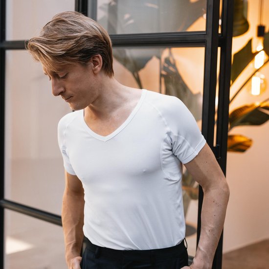 Anti Sweat Shirt - Fibershirts® - Eingenähte Achselpads - Unterhemd - Weiß - V-Ausschnitt - Herren - Größe XL