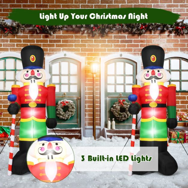 Coast Aufblasbarer Weihnachtsnussknacker - 3 Led Lichter - Inkl. Ventilator - 2.4M