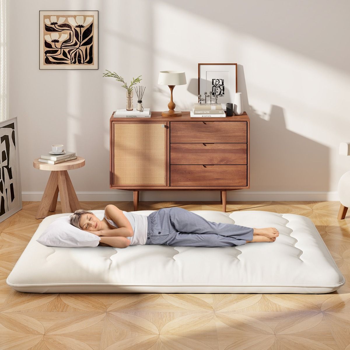 Coast Futonmatratze – Zusammenklappbare Boden- und Schlafmatte – Waschbarer Bezug – Beige/Blau/Brauner Bär