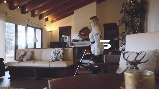 WITTS - Luxe Staubsauger - Beutellos - 30 kPa - Schwarz/Lila