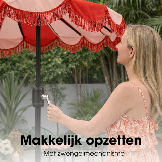 Mica Decorations Kim – Gestreifter Sonnenschirm mit Tragetasche – Stabsonnenschirm 238 x Ø 235 cm – Garten- oder Balkonsonnenschirm – Polyester, Stahl – Rot
