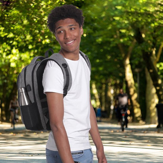 TRVLMORE Rucksack - 28L - 15.6 Zoll - Laptop-Rucksack - Schultasche - Männer und Frauen - Laptoptasche - Spritzwassergeschützt Grau