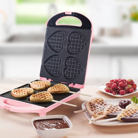 Bestron Waffeleisen – DSW271P – 1400 W – 4 Mini-Waffeln in Herzform – inkl. 20 Holzstäbchen – Rosa