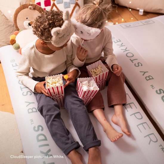 Stokke® JetKids™ Cloudsleeper – Reisematratze 150 cm (Space Maze)