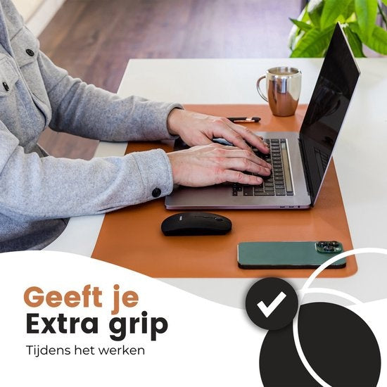 WURK Professional Schreibtischunterlage Kunstleder - Schreibtisch-Organizer - Schreibtischzubehör - Mauspad XXL- Inklusive Kabelclip - 80x40 - Cognacbraun