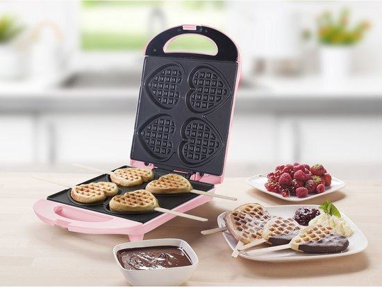 Bestron Waffeleisen – DSW271P – 1400 W – 4 Mini-Waffeln in Herzform – inkl. 20 Holzstäbchen – Rosa