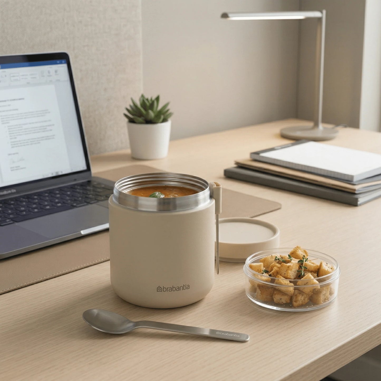 Brabantia Lebensmittelbecher 500 ml inklusive Löffel, auslaufsicher, Soft Beige