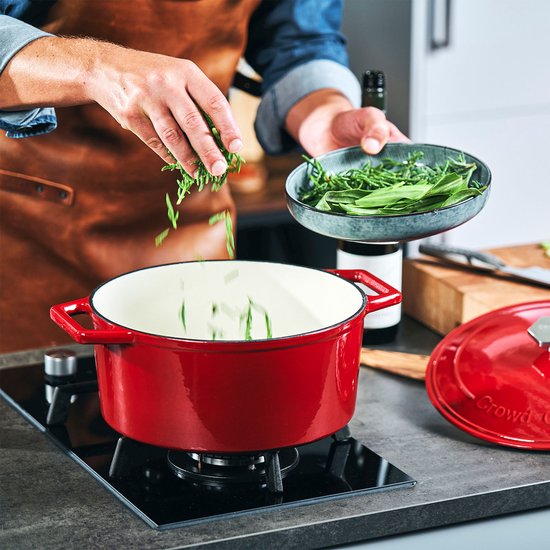 The Tasman Dutch Oven und Grill – Kochtopf – aus recyceltem Gusseisen – mit traditionellem Deckel und Grilldeckel – Ø 29 cm – Rot