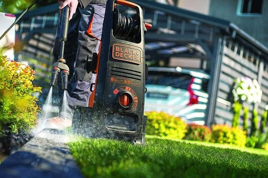 BLACK+DECKER Hochdruckreiniger BXPW2500DTS - 150 bar - 2500 Watt - Max Durchfluss 810 l/h