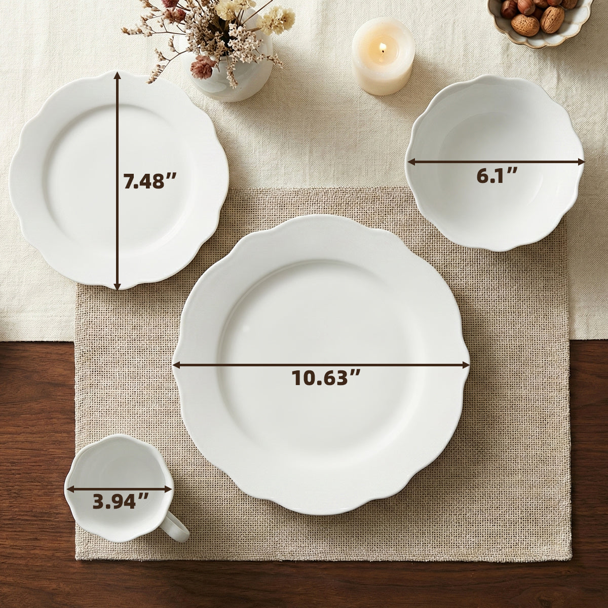 Geschirrset in Lotusblütenform – elegante weiße Keramikteller und -schalen