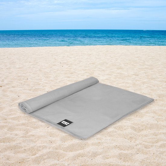 TRVLMORE Mikrofaser-Reisehandtuch-Set - 2 Stück - Groß (75 x 150 cm) & Extra groß (90 x 180 cm) - Mikrofaser - Grau
