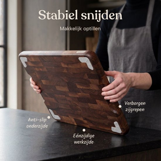 Deleca-Schneidebrett aus Walnuss-Stammholz mit Saftrinne – Schneideblock aus Holz – Rutschfest / Griffe – Signature-amerikanisches Walnuss-Stammholz – 43 x 33 x 3 cm