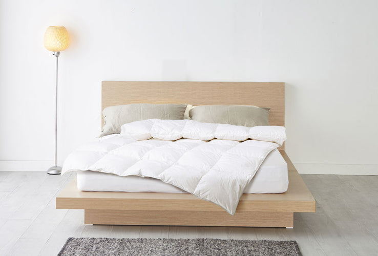 H&C Luxus-Ganzjahres-Daunendecke - 155 x 220 cm