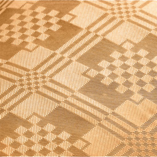Damast Papier Tischdecke goldfarben.