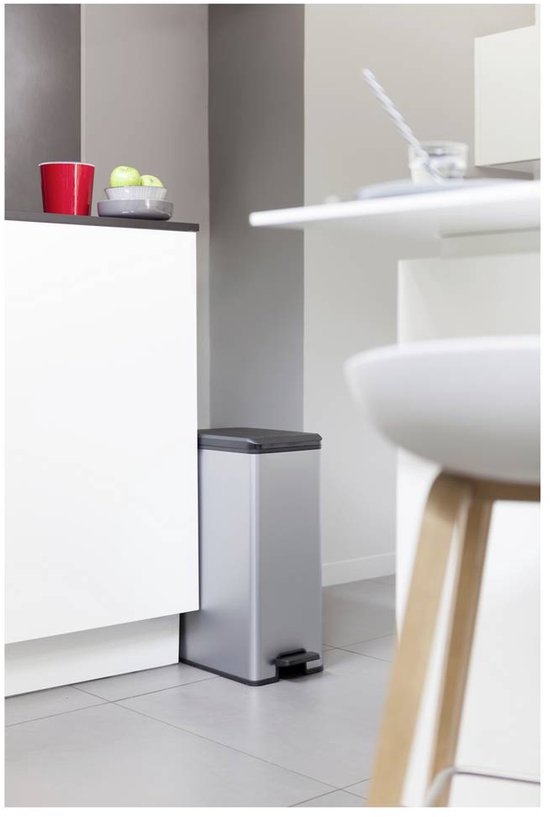 Curver Decobin Slim Mülleimer – 40 Liter – Metallic