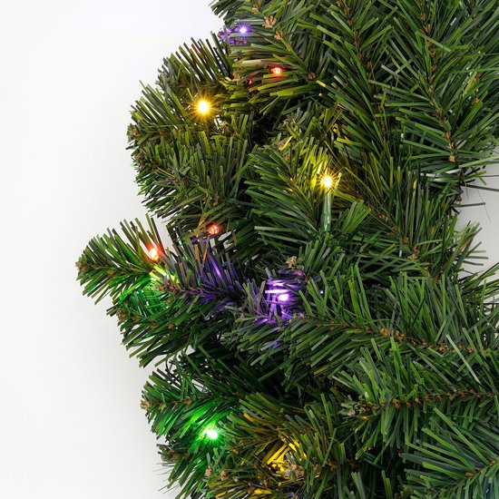 Black Box Trees Limber Weihnachtskranz – Weihnachtsdekoration mit LED-Beleuchtung für drinnen und draußen – Türkranz für eine stimmungsvolle Haustür – H 15 x Ø 60 cm aus Kunststoff – grün