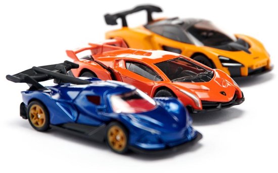 SIKU 6328, Geschenkset „Supercars“, Lamborghini Veneno, Apollo I.E., McLaren Senna, bewegliche Teile, inkl. Verkehrsschild und Blitzgerät
