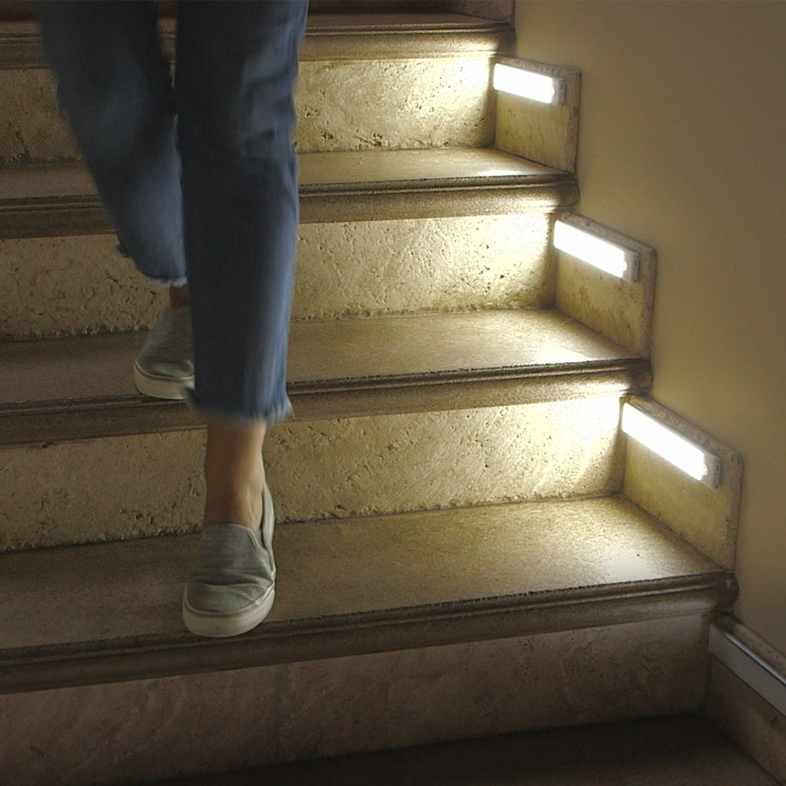 HandyLUX Slim Bright LED-Lichtleiste – magnetisch befestigbar – Bewegungssensor – kabelloser Betrieb – ultrahelles Licht
