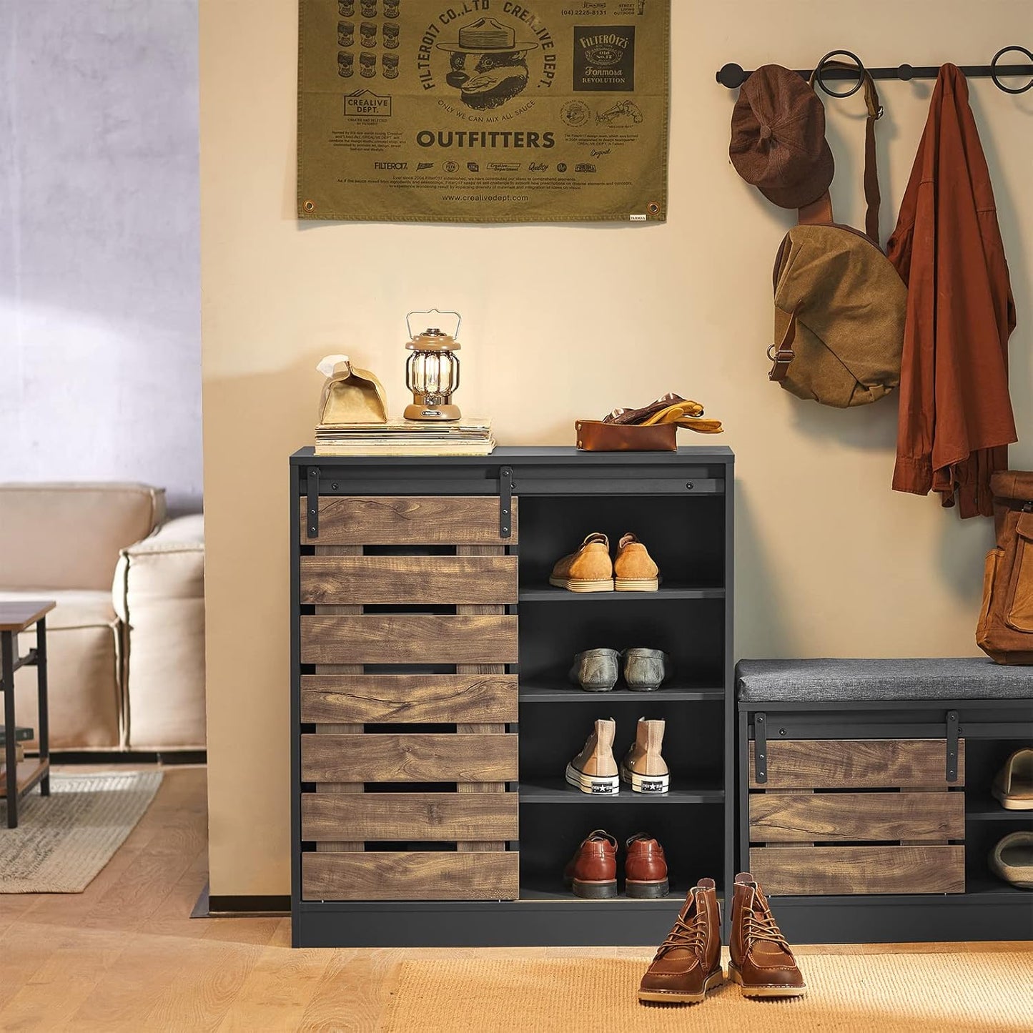 SoBuy Schuhschrank mit Schiebetür - 4 Fachböden - 80x35x89cm - FSB65-HG