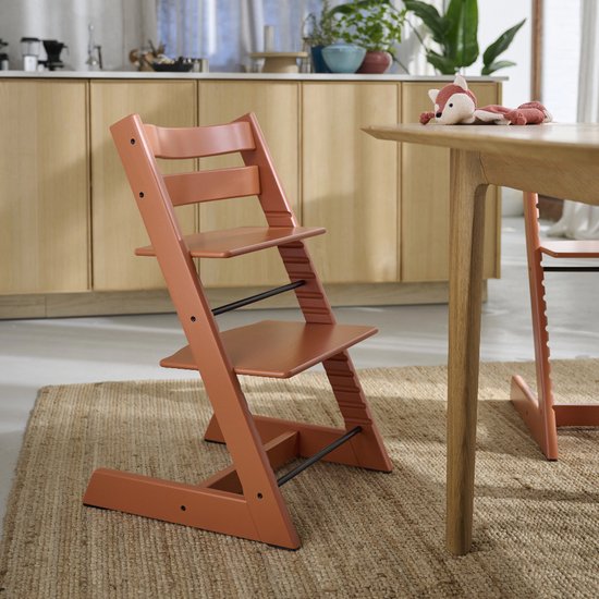 Stokke® Tripp Trapp® Kinderstuhl – Terrakotta