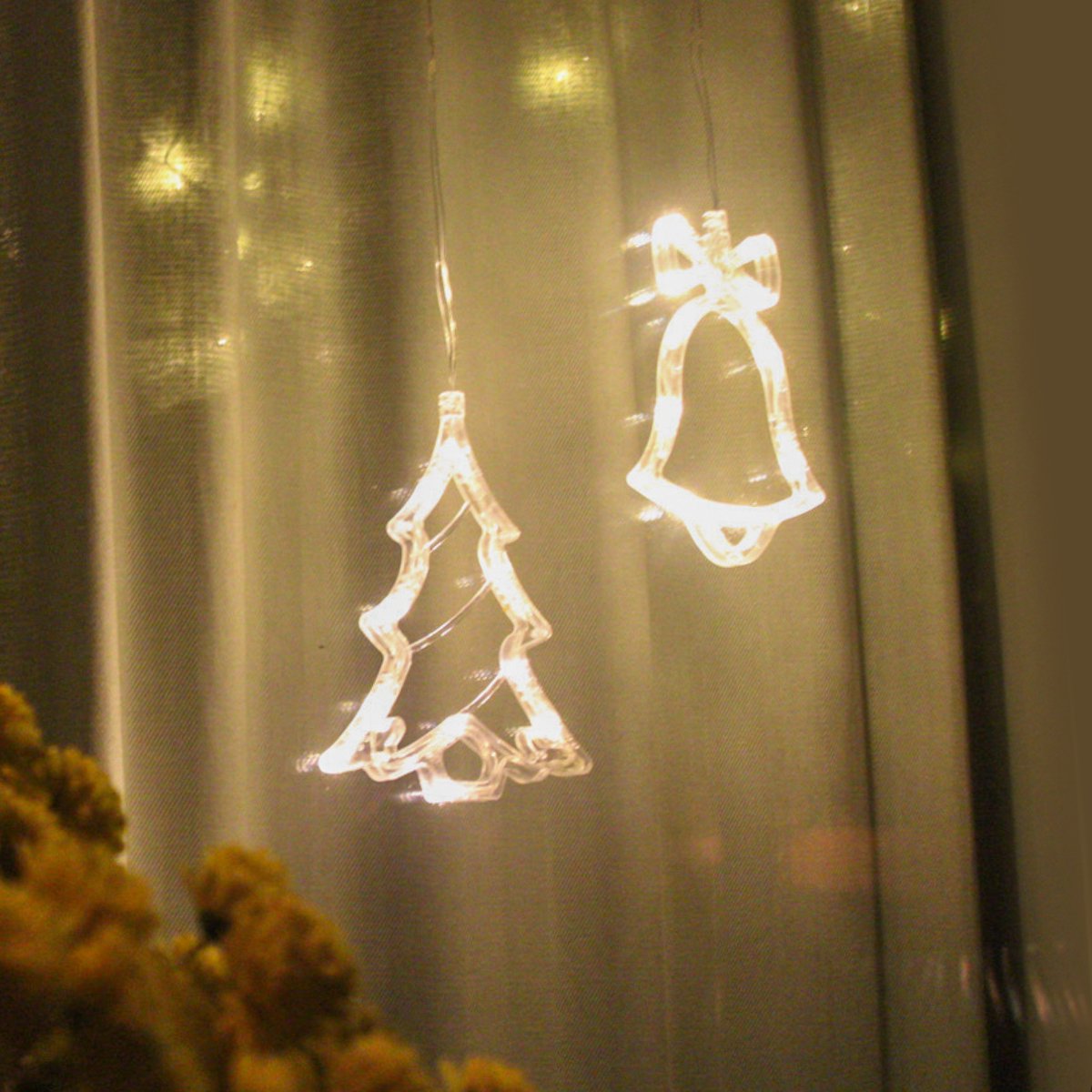 Giftmas LED Hängedekoration Weihnachtsglocke & Weihnachtsbaum Warmweiß 14x18,3 cm - Batteriebetrieben - Fensterdekoration für Innenräume
